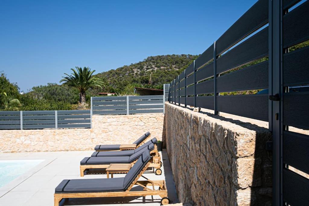 Pine House Villa Agioi Bagian luar foto