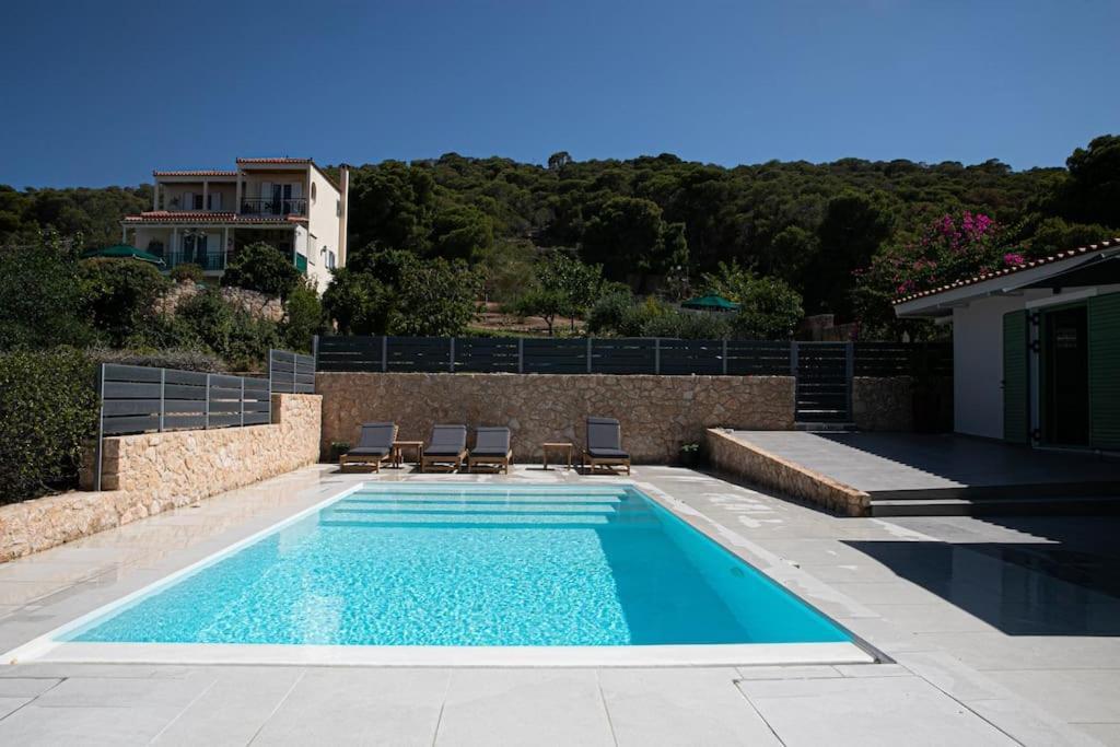 Pine House Villa Agioi Bagian luar foto